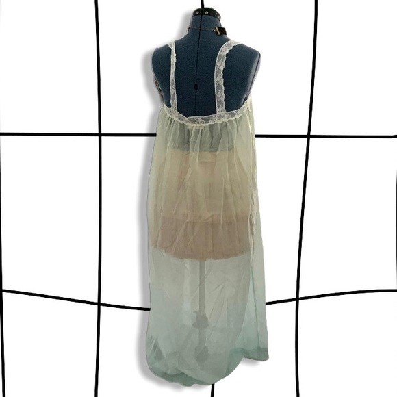 Vintage iris veil nightie - Picture 3 of 6